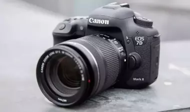 Куплю Цифровые Зеркальные Фотоаппараты. Canon и Nikon.(Сотиб оламан). БЫСТРО И НАЛИЧКОЙ.