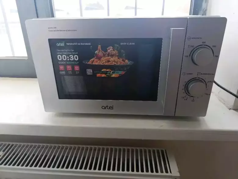 Продаётся / Sotiladi Микроволновая печь Artel MWM0120