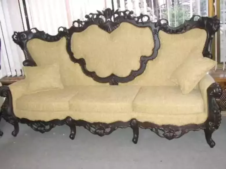 СЕРГЕЙ. Обивка, ремонт мягкой мебели любой сложности.