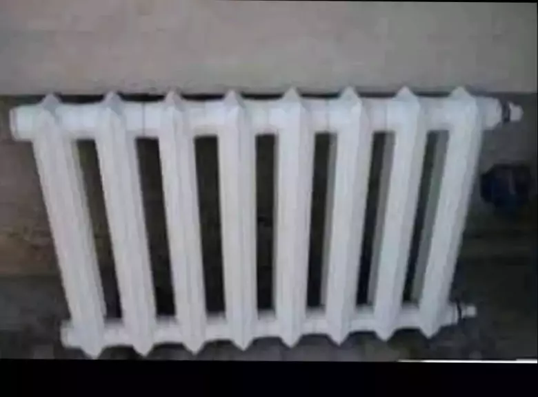Куплю бу чугунные батареи от 17000 до 25000 сум за секцию