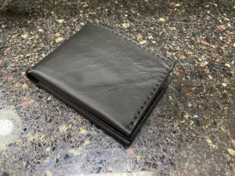 Кожанный мини кошелек, ручная работа.