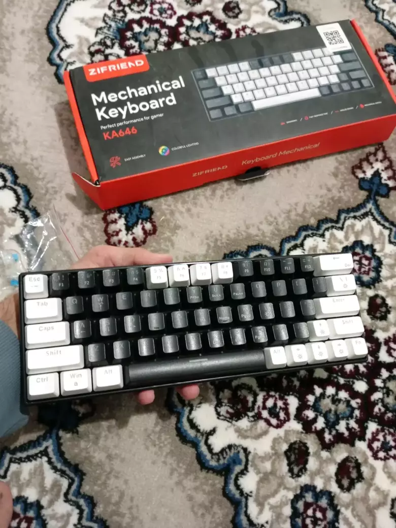 ZIFRIEND Mechanical keyboard (KA646)