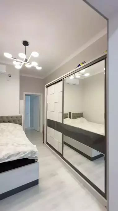 Продается 2х комнатная квартира в центре Нукуса рядом с президентской дорогой.