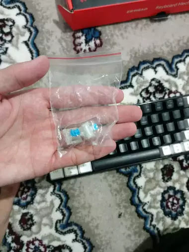 ZIFRIEND Mechanical keyboard (KA646)