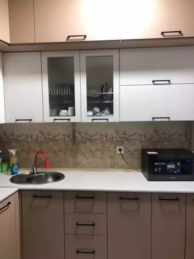 Приглашаеться Девушка до 25 лет для работы по дому в свободное время.