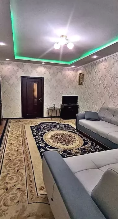 Массив; ТТЗ- 1. (Базар « Навруз »). 2х- комнатная.