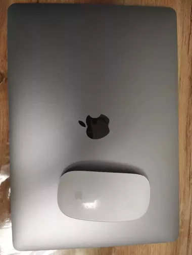 MacBook Air M1 8/256