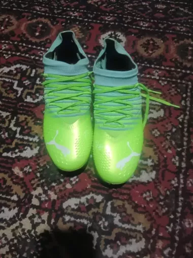 Продаю футбольные бутсы PUMA ️ Размер: 39 Состояние: почти новые, носил всего 3–