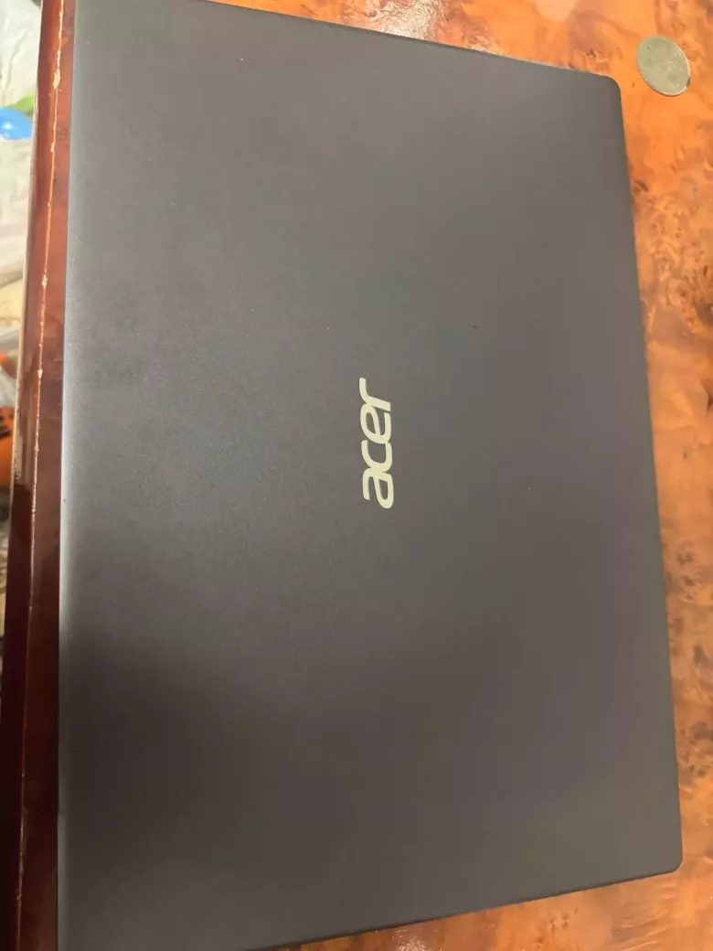 Aser Aspire 3 core i3 video card bn