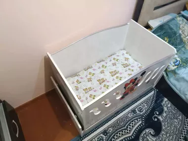 Детская кровать качающаяся