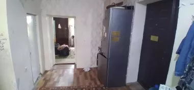 Сдаю дом ул8Марта Саракулька УзбумГаи 2комнаты