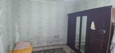 Сдаю дом ул8Марта Саракулька УзбумГаи 2комнаты