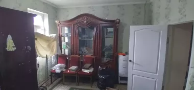 Сдаю дом ул8Марта Саракулька УзбумГаи 2комнаты
