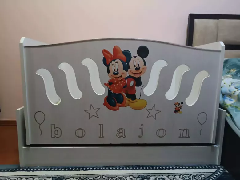 Детская кровать качающаяся