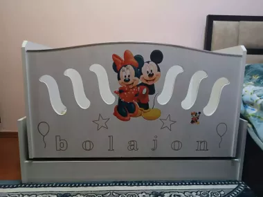 Детская кровать качающаяся