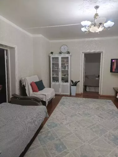 Венгерская продаётся дом 5 комнат 6 соток фасад 16.5м