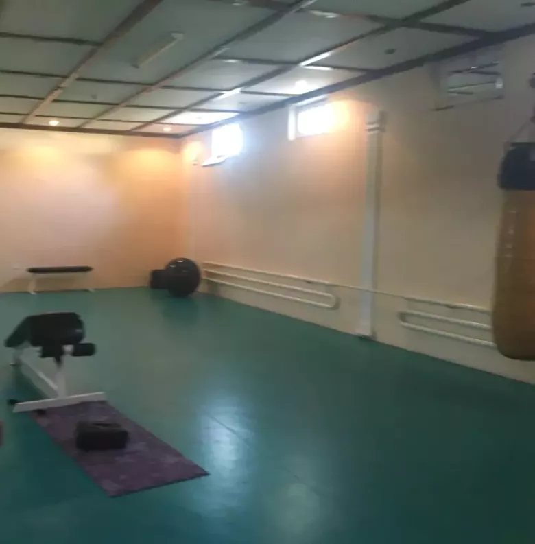 Продам офисное здание Юнусабад-8 4уровня 9соток 1800кв.м