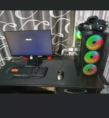 stol kompyuteri sotiladi