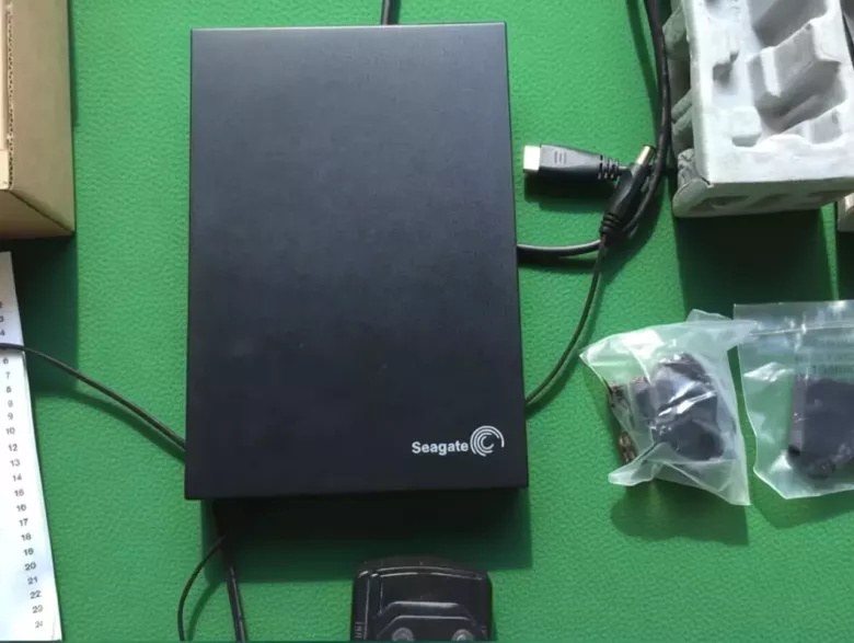 Внешний бокс SEAGATE для 3.5 харда