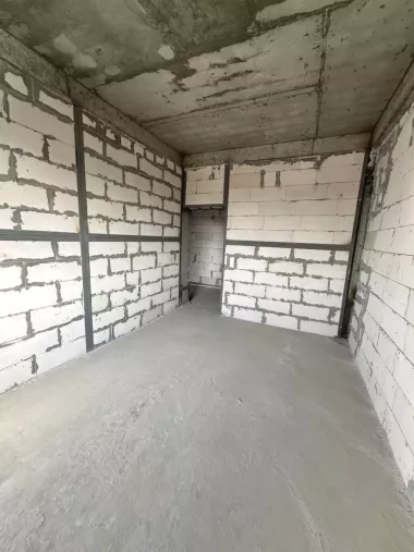 Продам новостройку 1/6/9 Юнусабад-17 кадастр 48кв.м