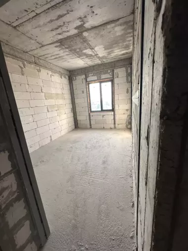 Продам новостройку 1/6/9 Юнусабад-17 кадастр 48кв.м