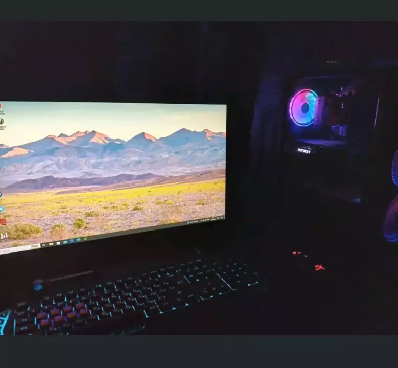 stol kompyuteri sotiladi