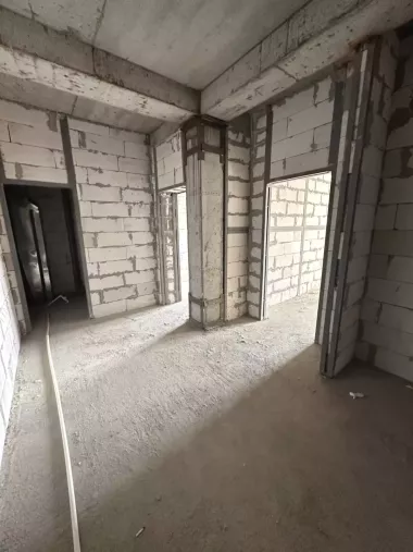 Продам новостройку 1/6/9 Юнусабад-17 кадастр 48кв.м