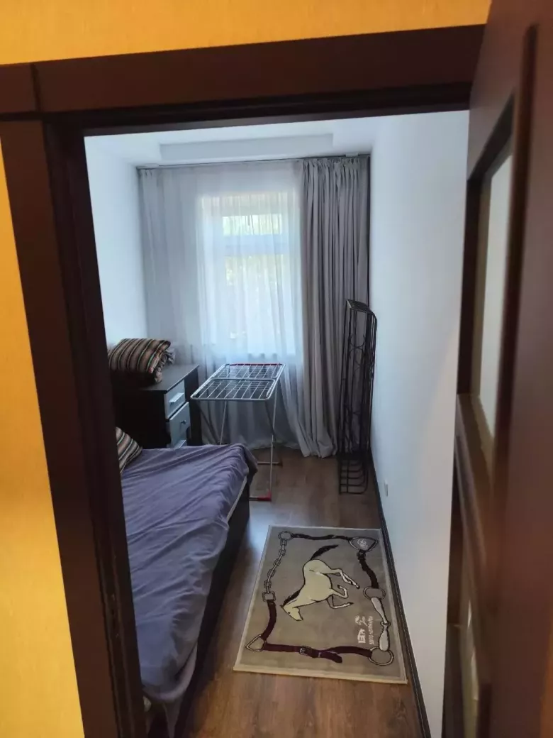 Сдаю евролюкс 3/5/9 ул С.Азимова посольство Японии