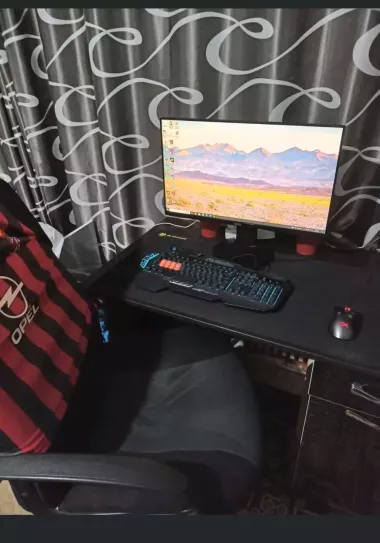 stol kompyuteri sotiladi