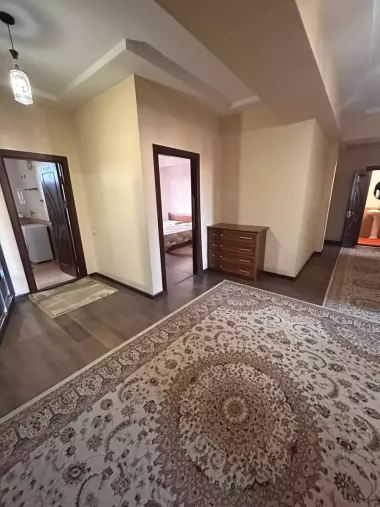 Продам квартиру 5/5/7 улА.Навои Ташкентсити 155кв.м с ремонтом