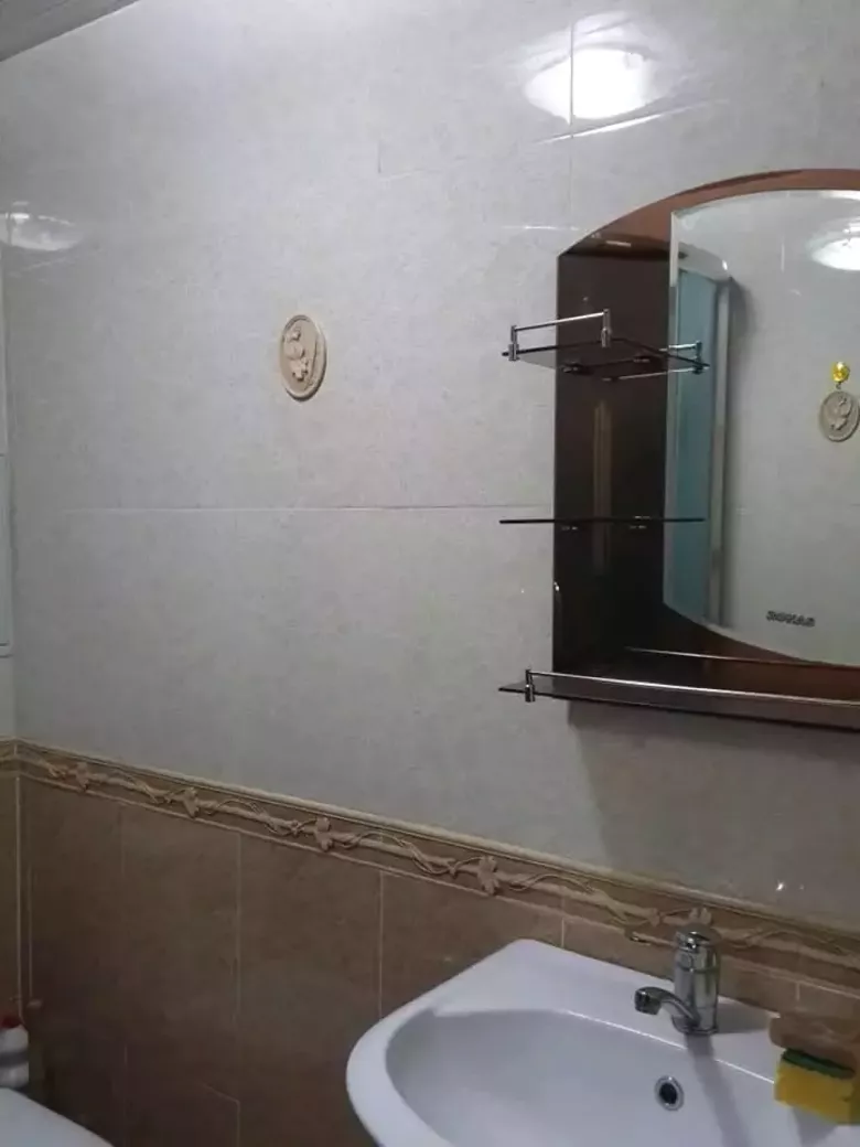 продам 1/2/5,Площадь Урда