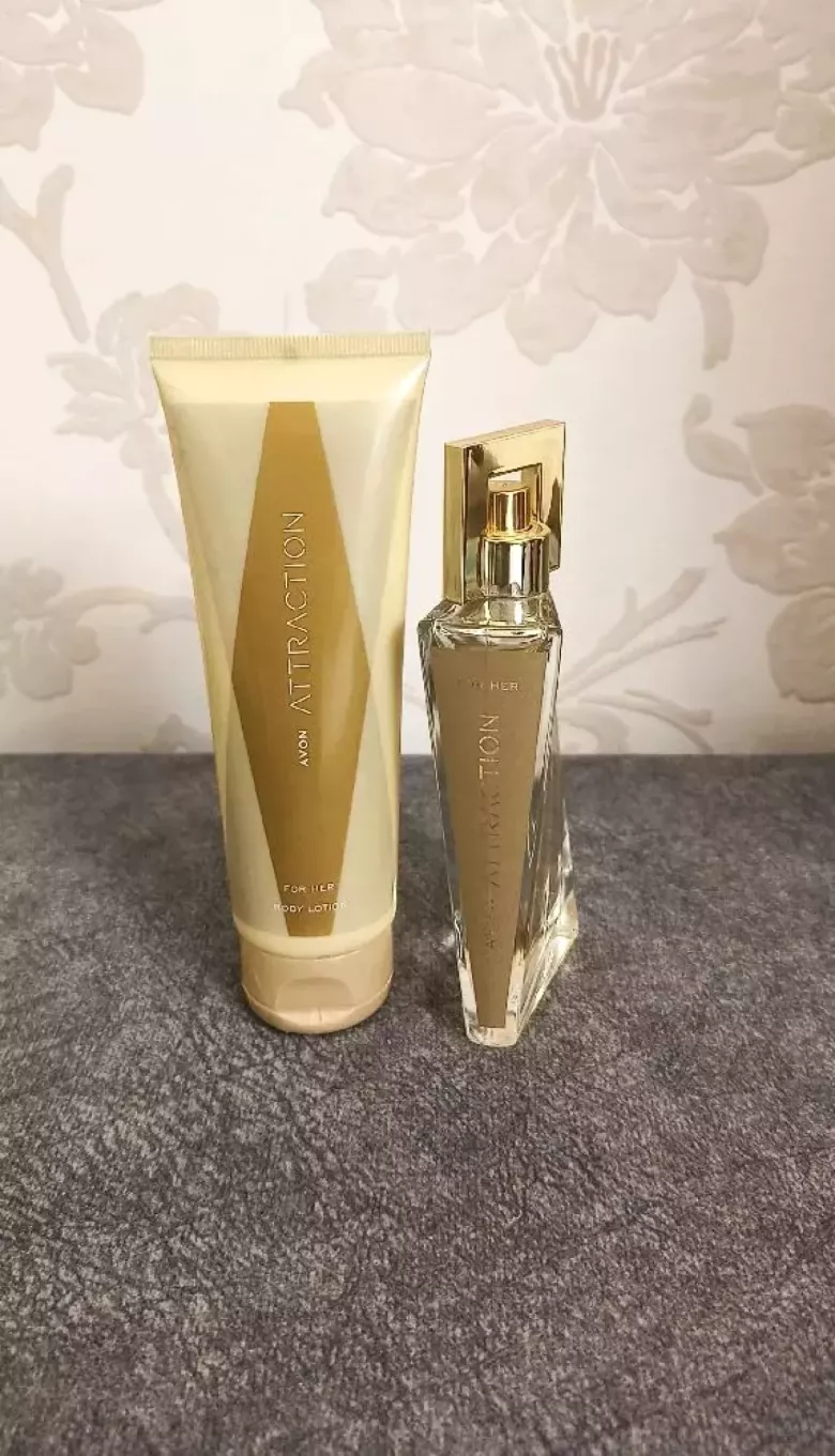 подарочный набор Avon