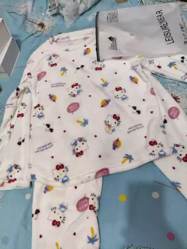 пижамы S/M размеров мягкие