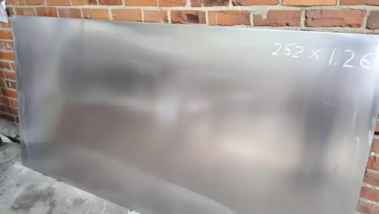 Лист металлический 1 шт