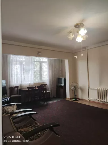 Продаём 4/2/4 Юнусабад 6кв.