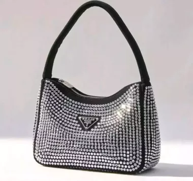 Monvera studio. Создатель карточек товаров.