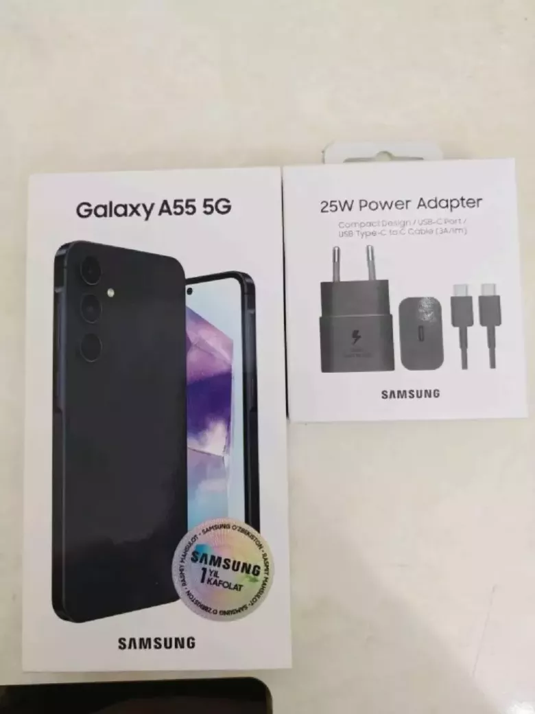 Samsung Galaxy A55 8/256 ГБ. Идеал + Оригинал зарядка 25W