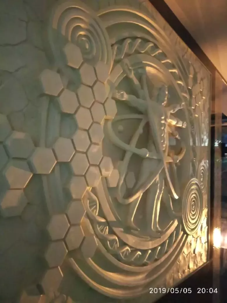 3д, скульптура на стене! Барельеф,роспись!