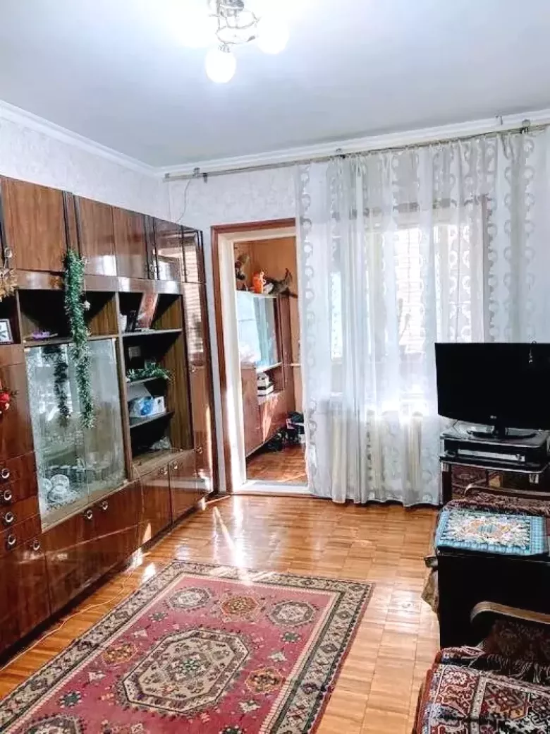 продам 2/1/5 сергели 4