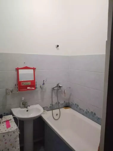 Продам новостройку 2/1/4 Ттз Саниф 80кв.м кирпич огород