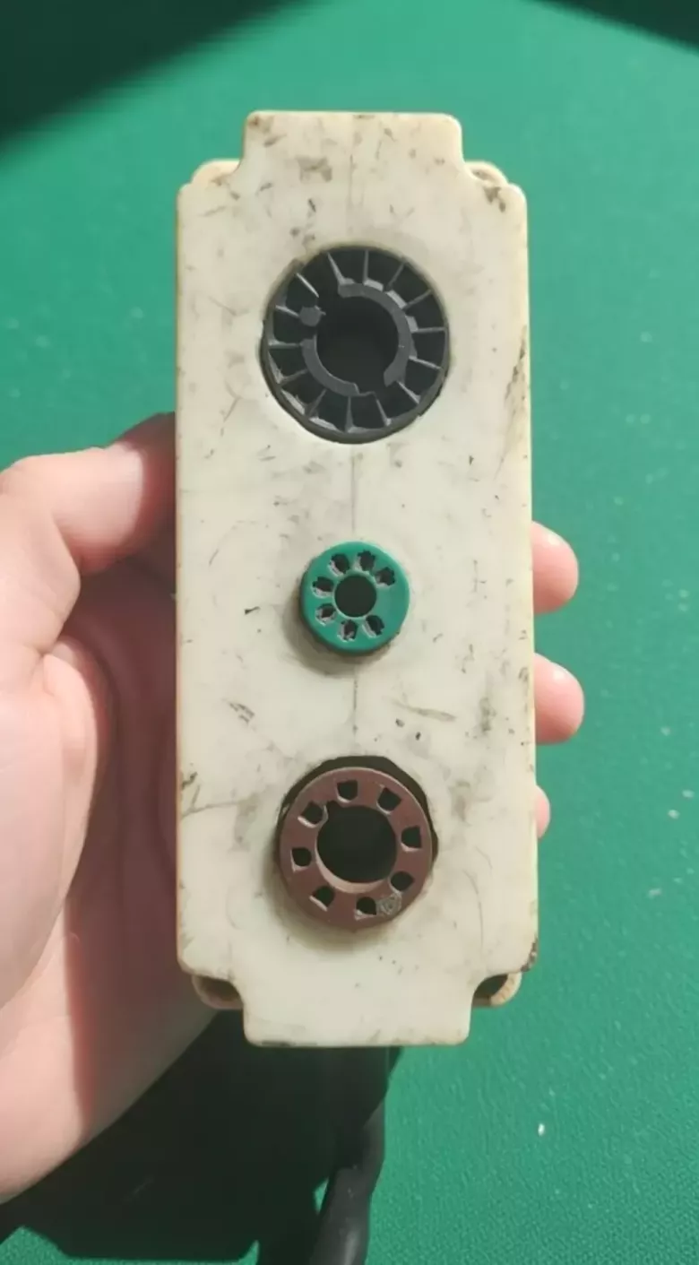 прибор для прострелки кинескопов