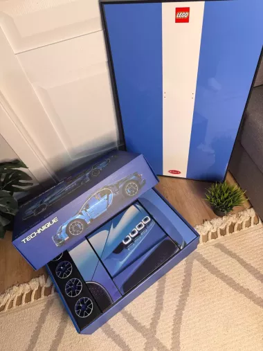 Bugatti Chiron — 4000 деталей | Премиум версия с рамкой