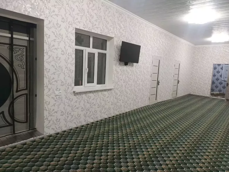 Продается современный дом, заходи и живи со всею бытовой техникой !