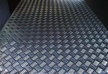 List metal asartiment