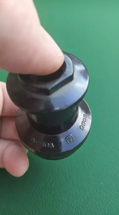 Вилка трехполюсная с плоскими контактами СССР