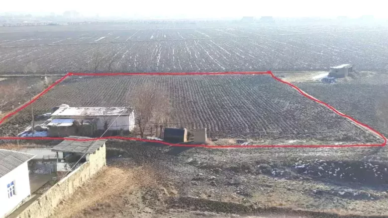 СРОЧНО Сурхондарё вил Кумкургон 35 сотих сотилади. Булиб хам сотамиз