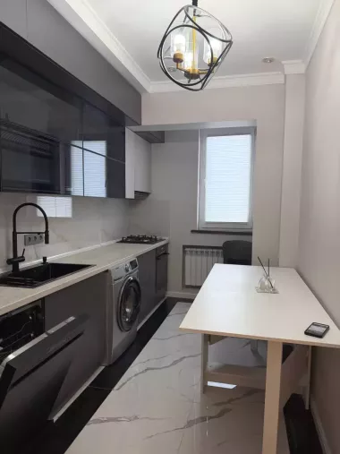 Продаю свою квартиру 3/5/9 ул. Элбек 17