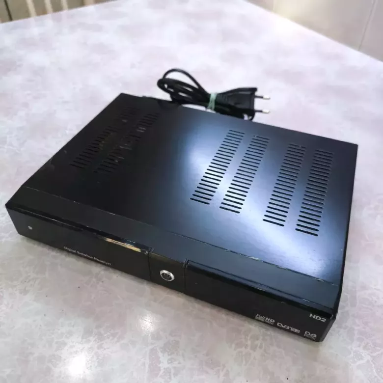 Спутниковый ресивер Digital Satellite Receiver HD2 — Full HD, DVB-S2