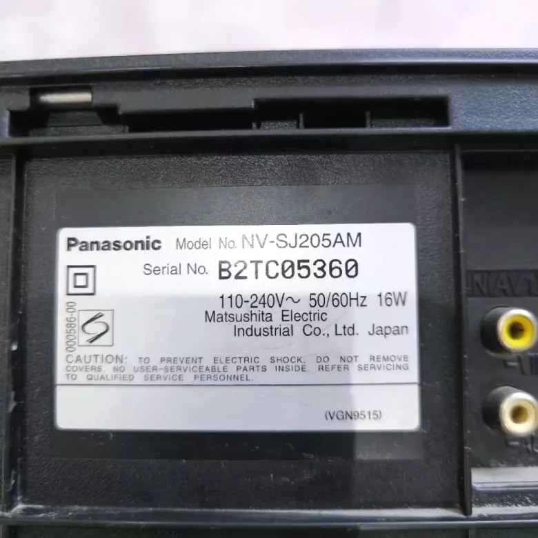 Видеомагнитофон Panasonic NV-SJ205 — на запчасти или ремонт