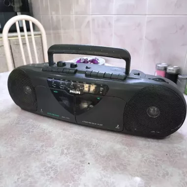 Магнитола Philips AW7250 — ретро бумбокс в рабочем состоянии